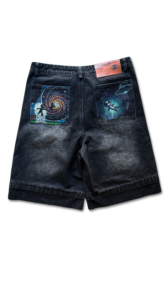 Abducted Jorts Black